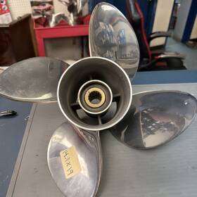 871271 Yamaha Solas Propeller 4 Blade Ss 14.1x19 Stainless Steel Right Hand Used