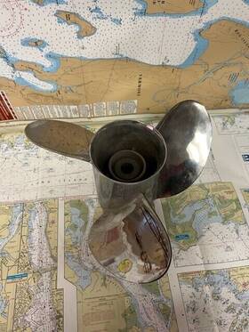 Mar-14523-vr-e0 Yamaha Mar-14523-vl-e0 #mar-14523-vr-e0 Ss Propeller 3 Blade 14-1/2 Inch Diameter X 23 Pitch Rh
