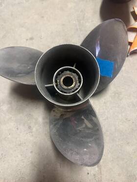 6aw-45976-20 Yamaha Outboards 15 1/4 Inch X 21p Oem Saltwater Series Xl Prop R H 2