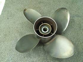 Sf115tr4r18p Yamaha Suzuki Powertech Stainless Propeller 4 Blade R/h 13.75 X 18p V6 Boat Prop
