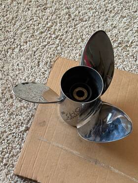 T2-prop Yamaha 25 Pitch Sho Prop