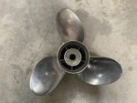 Oem Suzuki Stainless Steel Propeller 3R X 14 20P 0670. Fixed Price $424.99.