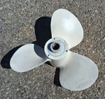 Omc 14 X 16 Rh Blade Stringer Pin Sterndrive Propeller 381186. Fixed Price $100.00.