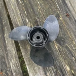 New Oem Omc Volvo Cobra Sx 15.5 Sterndrive Propeller # 387162. Fixed Price $120.00.
