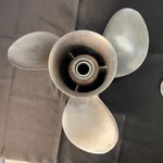 13 3/4" 21 Michigan Stainless Steel Propeller 033005 Great Shape W Extras. Fixed Price $169.00.
