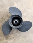 Boat Prop 13.75 X 11 Johnson / Evinrude Omc #389792 Like New Great Shape!. Fixed Price $65.00.