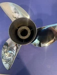 Signature Semi Cleaver 13 1/2 X 16 Rh Propeller Yamaha 70-115 208 Hub Kit. Fixed Price $725.00.