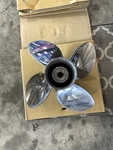 Evinrude Johnson Rogue V4 Propeller 13.25X15P 0763965. Fixed Price $448.77.