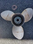 Mercury Vengeance Outboard Prop 48-854354 Rh 15P. Fixed Price $204.99.