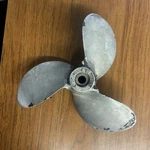 763589 0389068 Propeller 25 28 Hp Evinrude Johnson Omc 9X10 1978-97 Splined Good. Fixed Price $89.95.