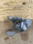 Yamaha Saltwater Series Xl 16 1/4X 17 Pitch Rh Standard Stainless Propeller. Fixed Price $399.00.