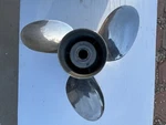 Stiletto 1/4" 19P Advantage 2 Ss Prop 40319 V/O1419 Volvo Sx. Fixed Price $129.95.