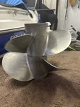 Mercury Bravo Stainless Steel Propeller Set 26P Rh Lh 48-823667 48-823668. Fixed Price $700.00.