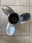 Quicksilver/mercury Mirage 21P Rh 3 Blade Stainless Steel Propeller. Fixed Price $380.00.