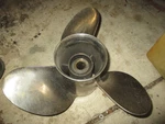 Yamaha 225/250HP 4 Stroke Outboard Counter Rotation Stainless Steel Propellor. Fixed Price $150.00.